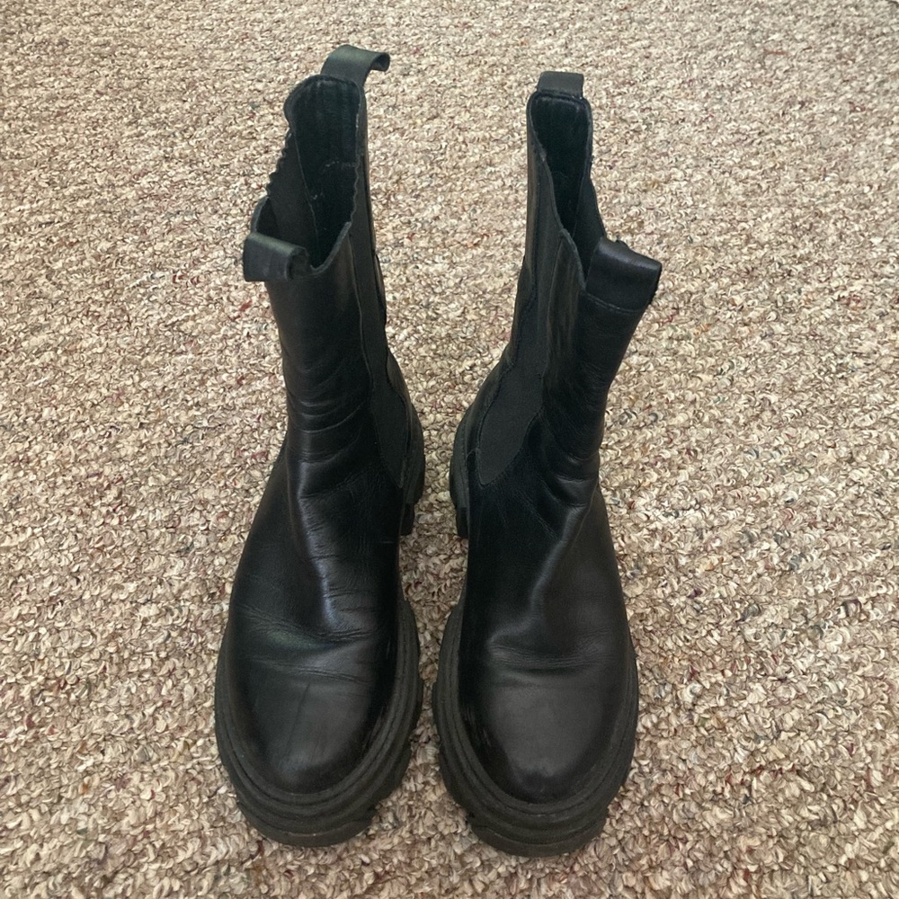 Combat boots - Picture 2 of 3